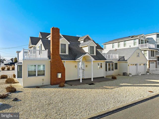 200 N 17TH ST, Surf City, NJ 08008