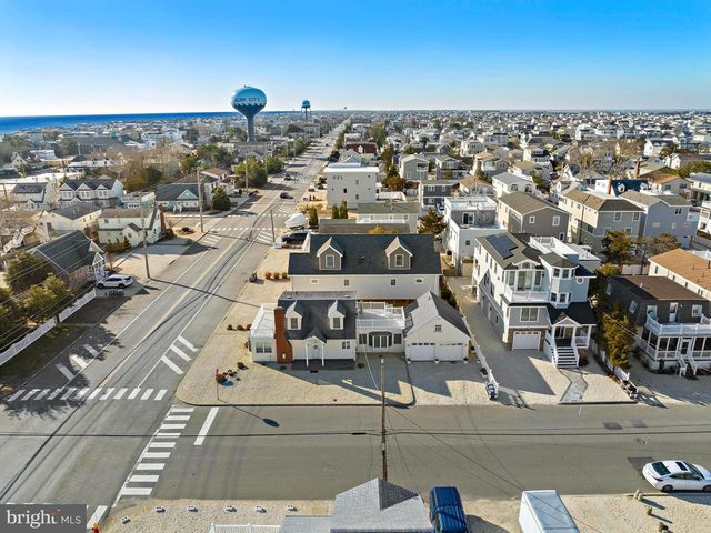 200 N 17TH ST, Surf City, NJ 08008