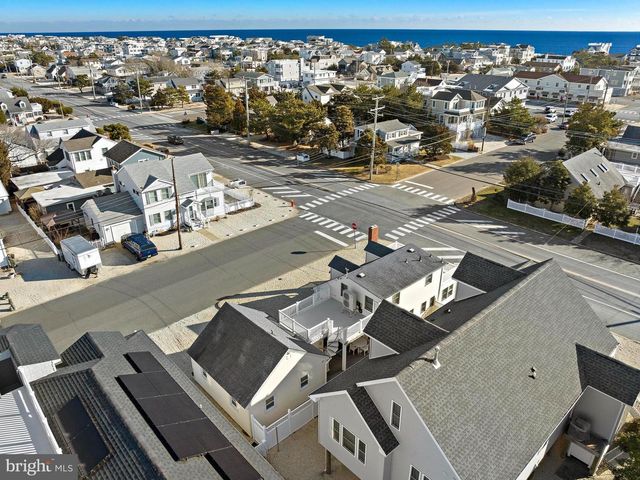 200 N 17TH ST, Surf City, NJ 08008