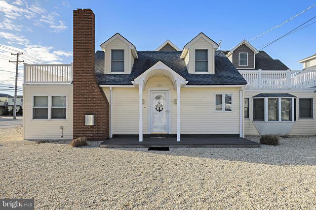 200 N 17TH ST, Surf City, NJ 08008