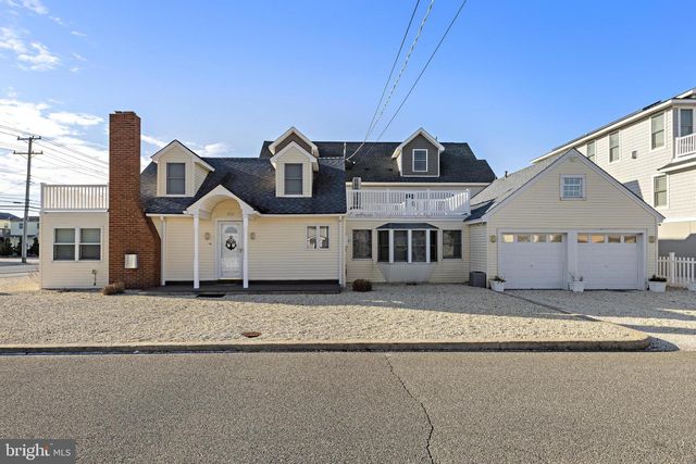 200 N 17TH ST, Surf City, NJ 08008