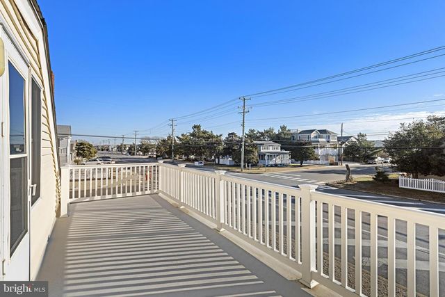 200 N 17TH ST, Surf City, NJ 08008
