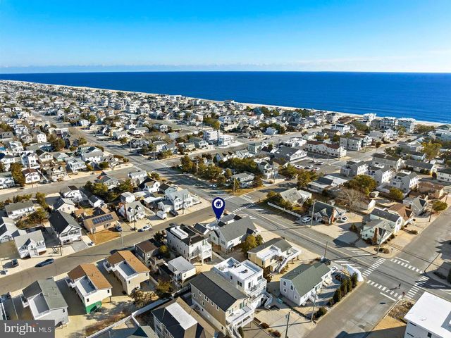 200 N 17TH ST, Surf City, NJ 08008