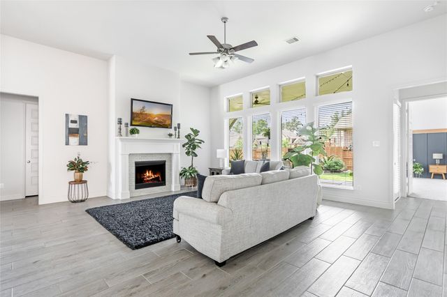 18903 Carson Glen Drive Drive, New Caney, TX 77357