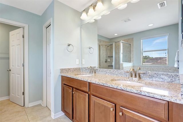17419 NEW CROSS CIRCLE, Lithia, FL 33547