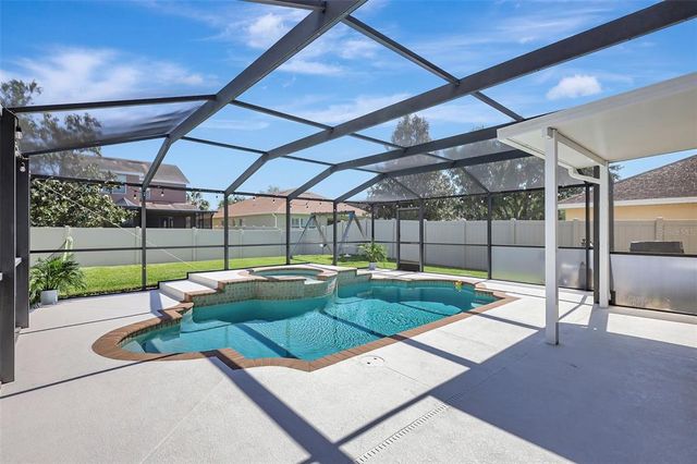 17419 NEW CROSS CIRCLE, Lithia, FL 33547