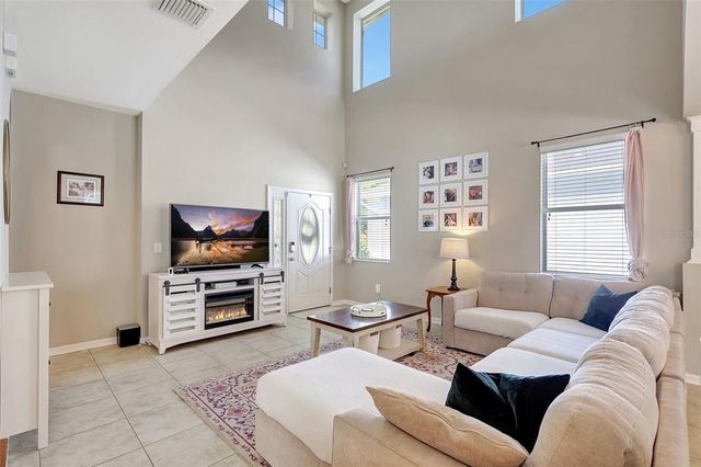 17419 NEW CROSS CIRCLE, Lithia, FL 33547