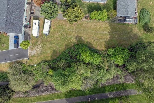 895 Holley Way, Central Point, OR 97502