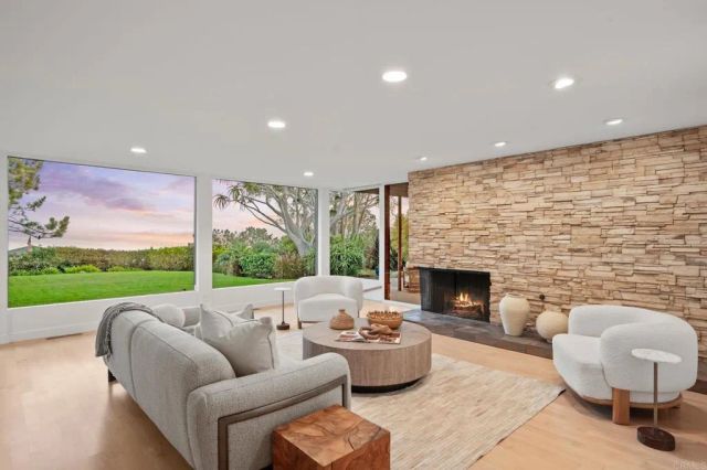 280 Torrey Pines Terrace, Del Mar, CA 92014