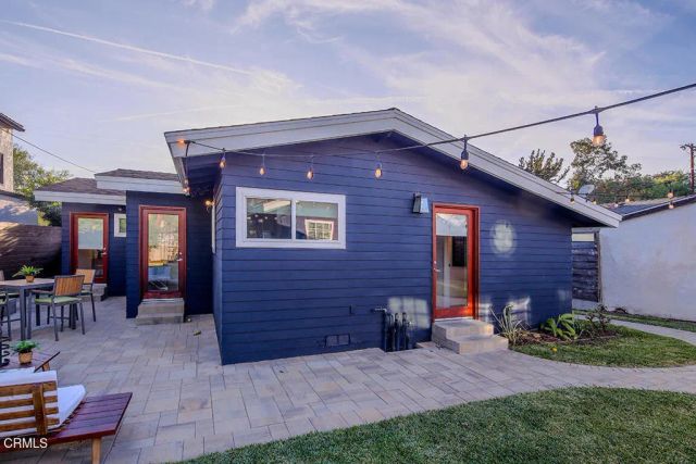 3363 Hollydale Drive, Los Angeles, CA 90039