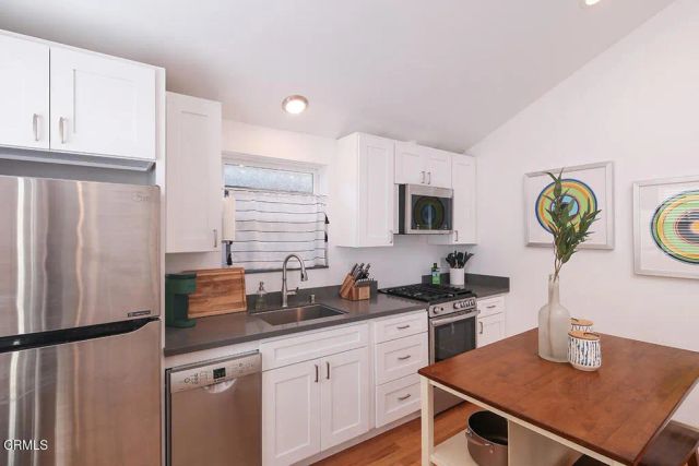 3363 Hollydale Drive, Los Angeles, CA 90039