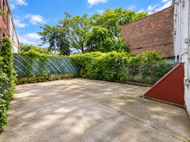 499 Hegeman Avenue, Brooklyn, NY 11207