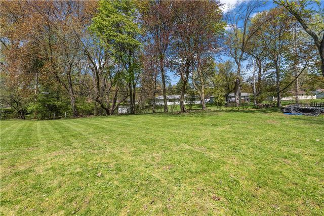 178 Meadowdale Drive, Gates, NY 14624