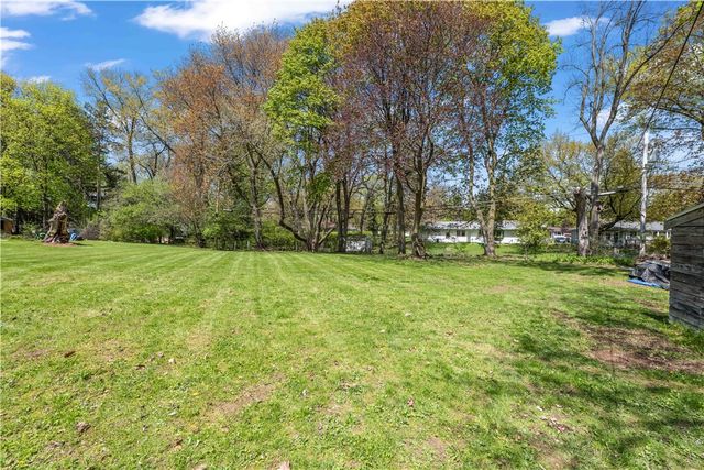 178 Meadowdale Drive, Gates, NY 14624