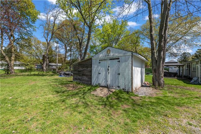 178 Meadowdale Drive, Gates, NY 14624
