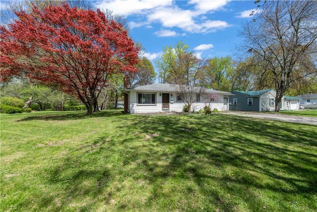 178 Meadowdale Drive, Gates, NY 14624
