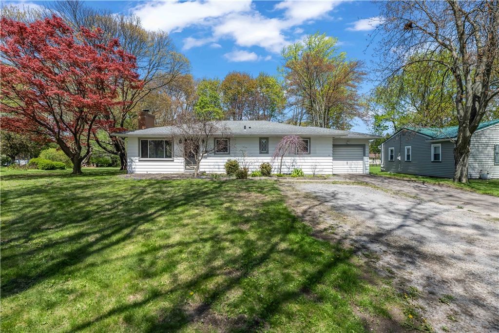 178 Meadowdale Drive, Gates, NY 14624