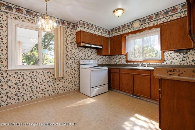 7815 E Saint Joe Highway, Lansing, MI 48917
