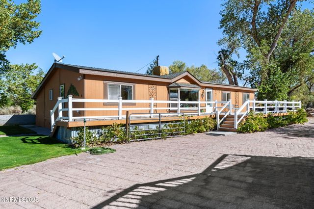 19 Marina Drive, Dayton, NV 89403