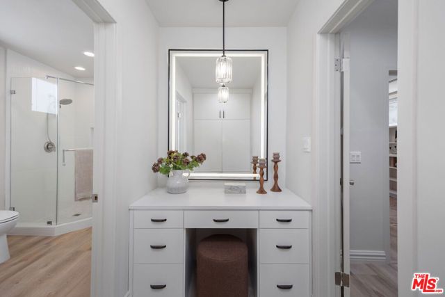 718 Westbourne Drive, West Hollywood, CA 90069