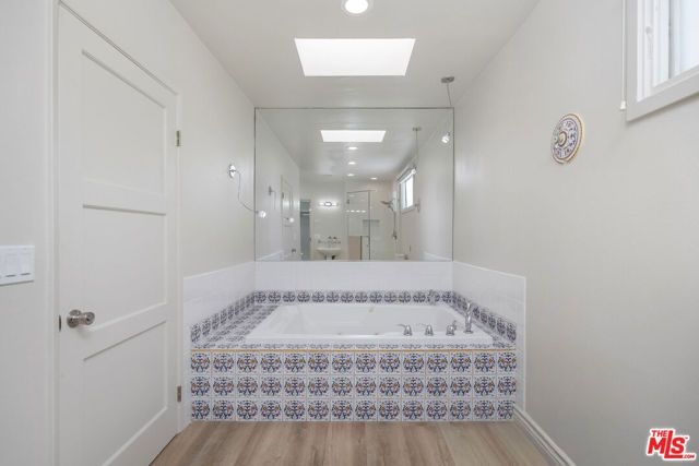 718 Westbourne Drive, West Hollywood, CA 90069