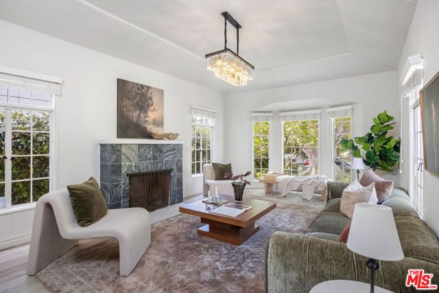 718 Westbourne Drive, West Hollywood, CA 90069