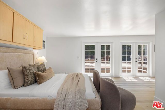 718 Westbourne Drive, West Hollywood, CA 90069