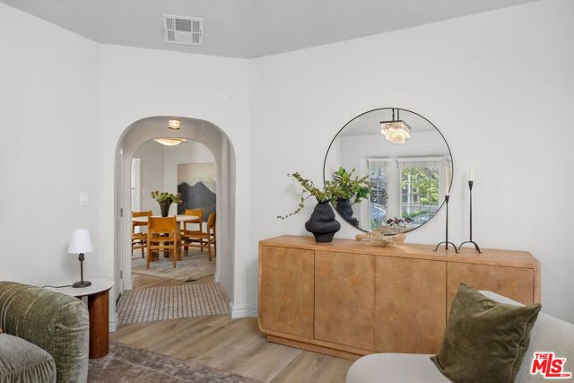 718 Westbourne Drive, West Hollywood, CA 90069