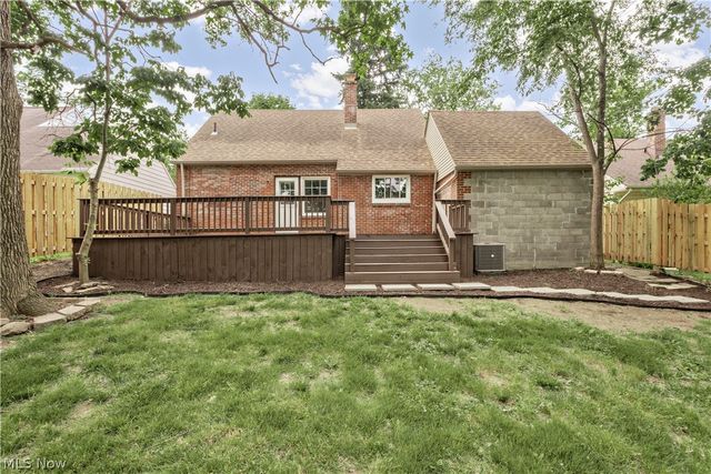 17917 Mccracken Road, Maple Heights, OH 44137