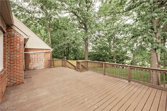 17917 Mccracken Road, Maple Heights, OH 44137