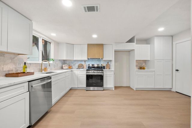 4502 Clarno DR, Austin, TX 78749