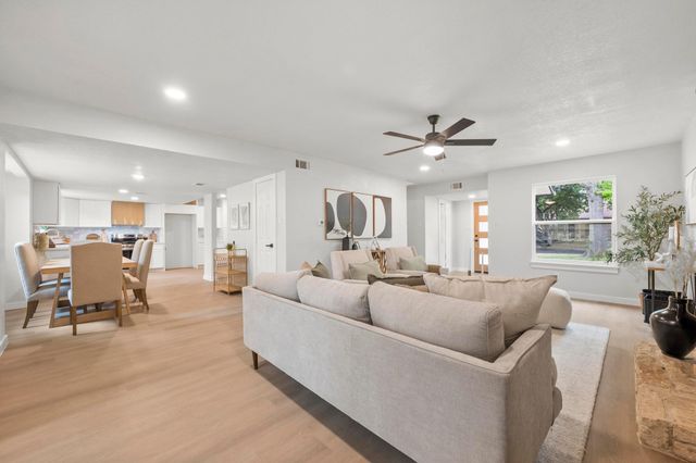 4502 Clarno DR, Austin, TX 78749