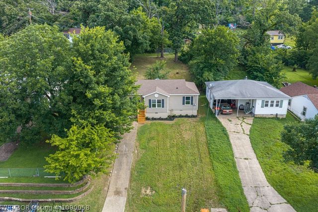 1705 Alma Boulevard, Van Buren, AR 72921