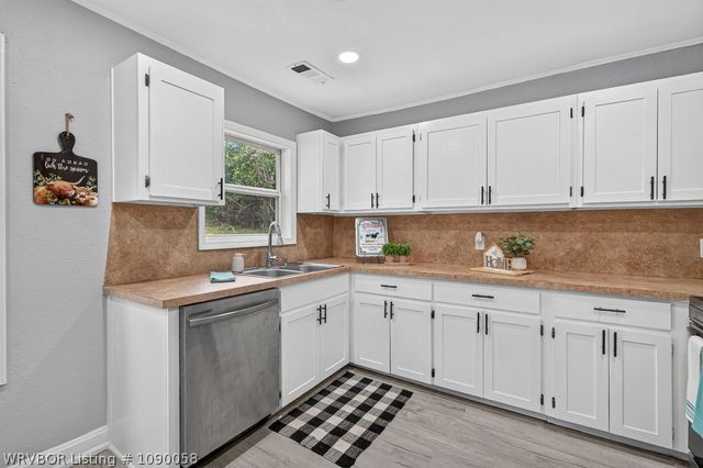 1705 Alma Boulevard, Van Buren, AR 72921