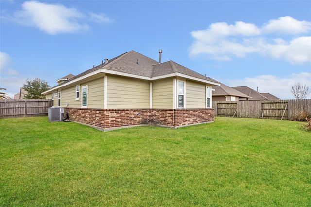 13227 Champions Cup Way, Dayton, TX 77535