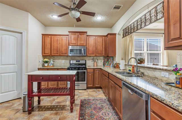 13227 Champions Cup Way, Dayton, TX 77535