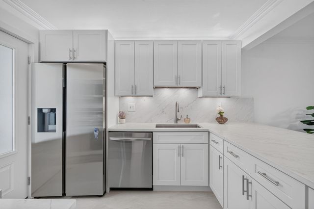 6161 NW 2ND Avenue 4140, Boca Raton, FL 33487