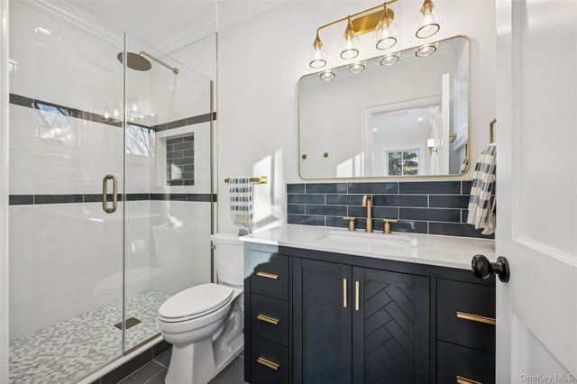 227 Prospect Avenue, Sea Cliff, NY 11579