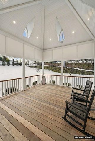 227 Prospect Avenue, Sea Cliff, NY 11579