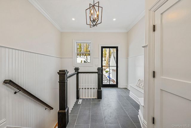 227 Prospect Avenue, Sea Cliff, NY 11579