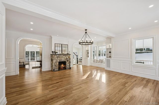 227 Prospect Avenue, Sea Cliff, NY 11579