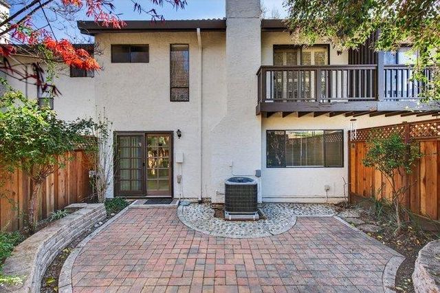 745 Williamsburg Way, Gilroy, CA 95020