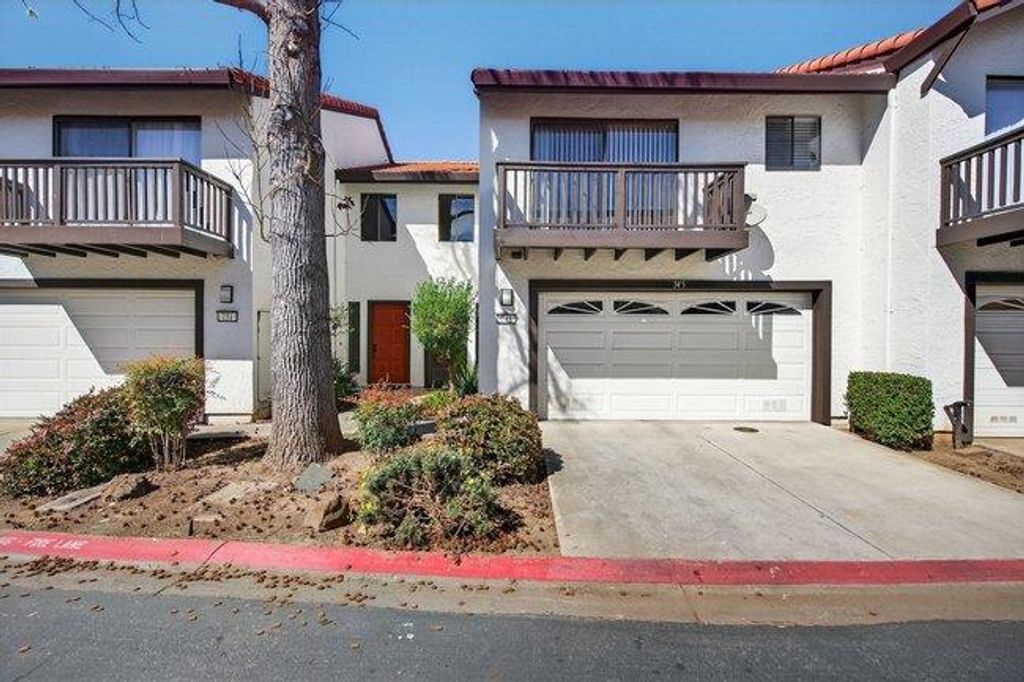 745 Williamsburg Way, Gilroy, CA 95020