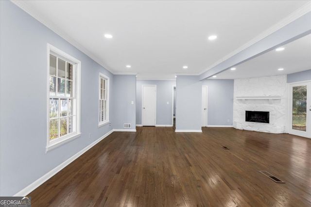 4074 Idlevale Drive, Tucker, GA 30084