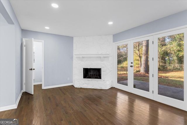 4074 Idlevale Drive, Tucker, GA 30084