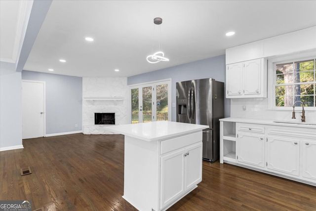 4074 Idlevale Drive, Tucker, GA 30084