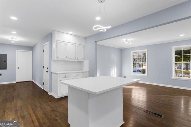 4074 Idlevale Drive, Tucker, GA 30084