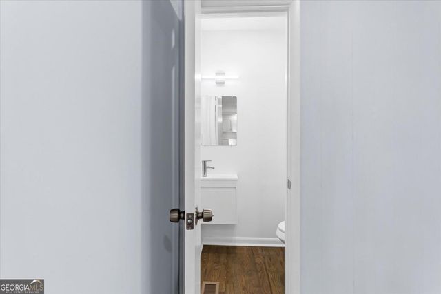 4074 Idlevale Drive, Tucker, GA 30084