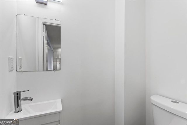 4074 Idlevale Drive, Tucker, GA 30084