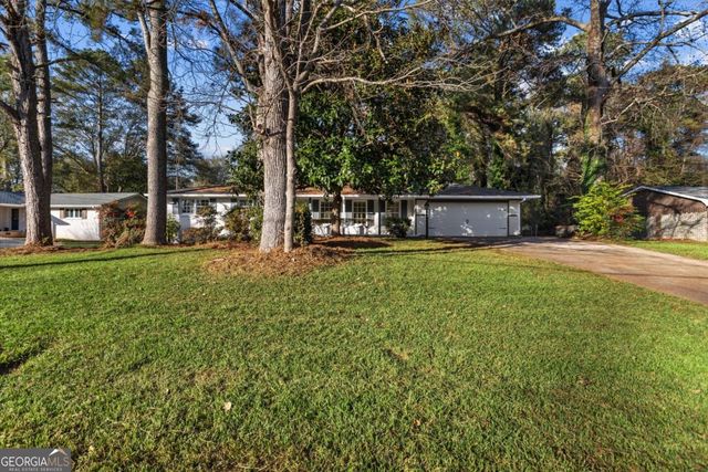 4074 Idlevale Drive, Tucker, GA 30084